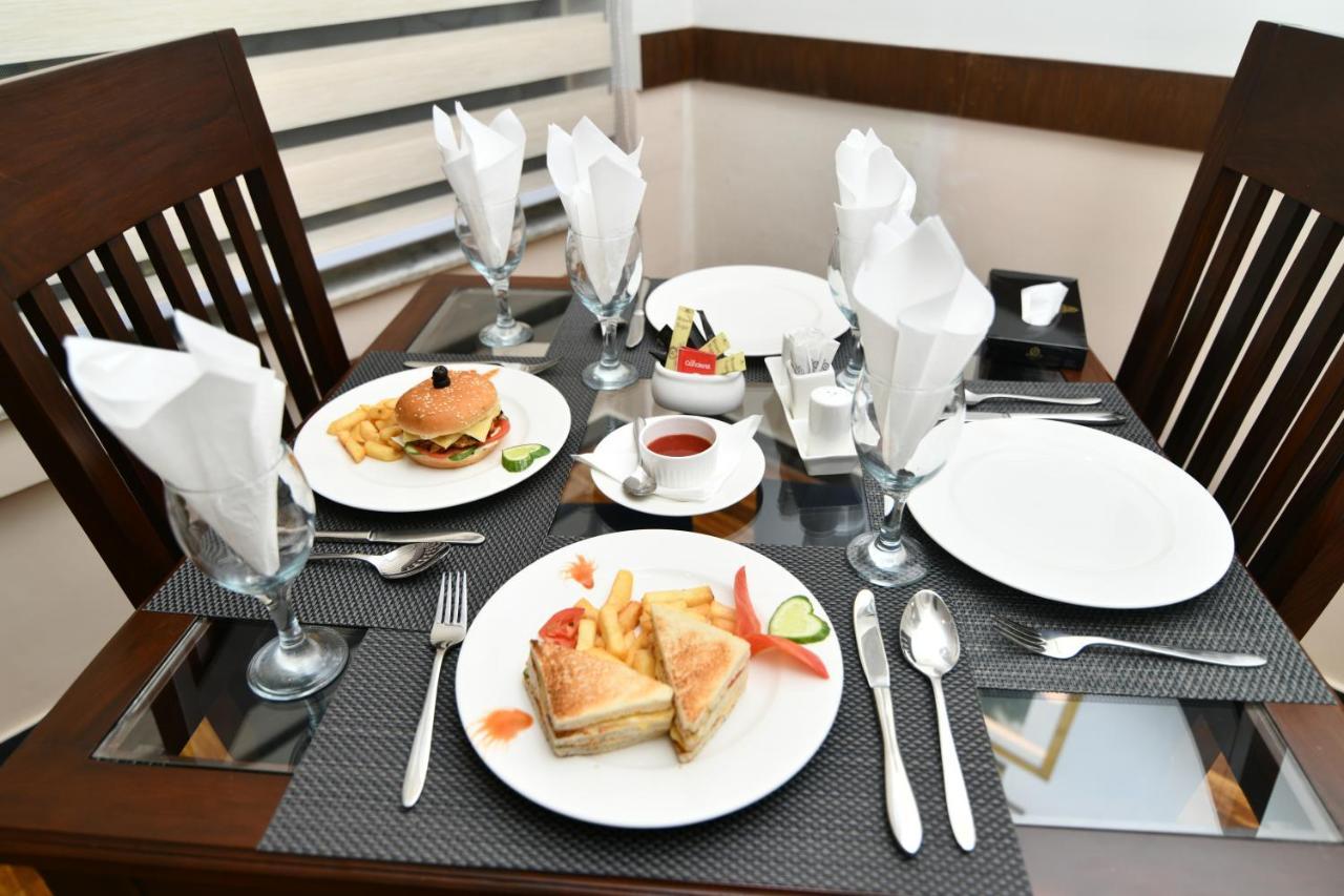 Royal Regency Hotel 이슬라마바드 외부 사진
